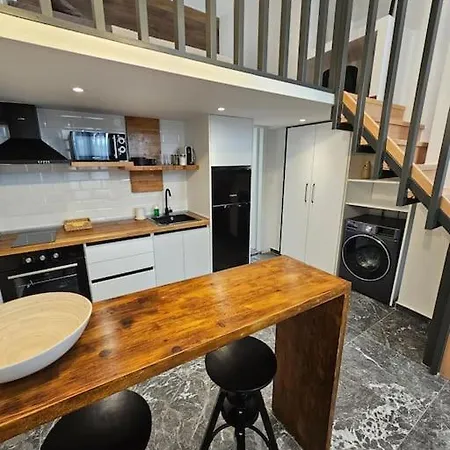 Loftaki Skg Apartment